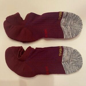 Bombas 2 Pairs Men’s Honeycomb Burgundy Hex-Tec Socks Size XL 13.5-16